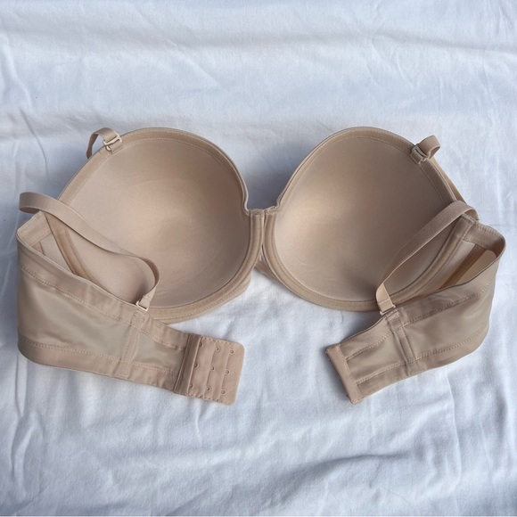 Wacoal Red Carpet Strapless Underwire Bra in Sand (Nude), 42C - Picture 5 of 11